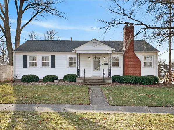 2278 8th St, Cuyahoga Falls, OH 44221
