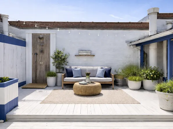 162 Carlton Avenue image 1 of 28