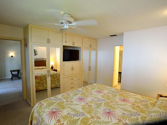 4th image of 220 Cape Shores Cir #12-H