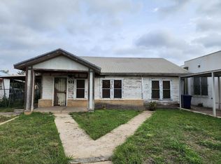 414 Corpus Christi St, Laredo, TX 78040