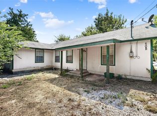 505 SW 4th St, Grand Prairie, TX 75051