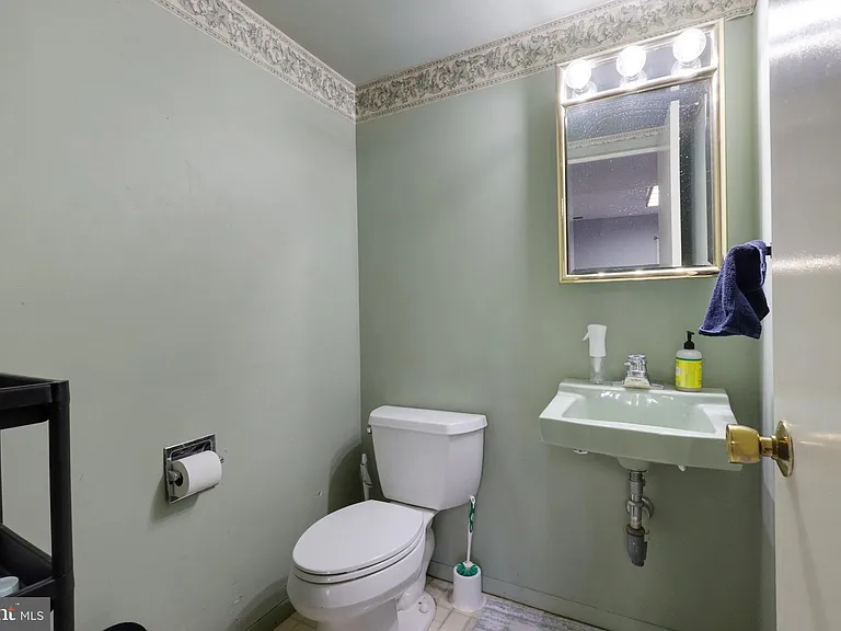 3290 Applegate Ct — Photo 28