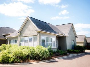 104 Stonebridge Rd, Oxford, MS 38655