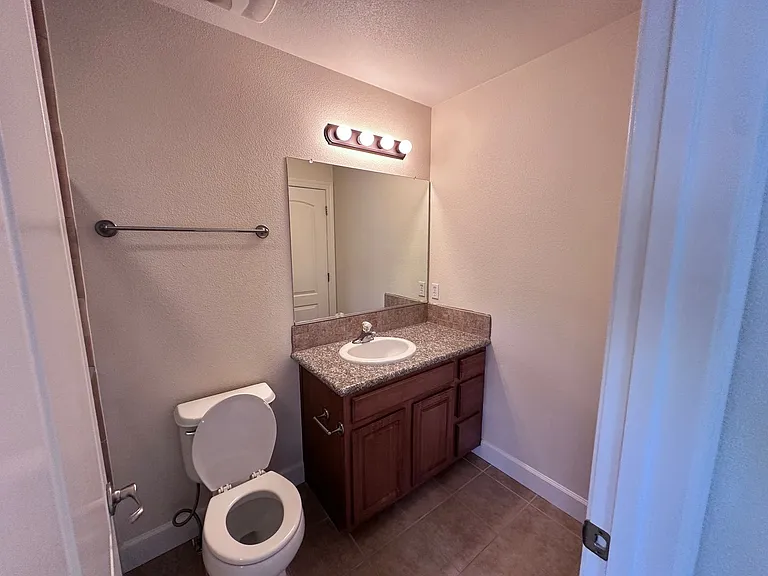 165 Lancaster Dr #2 — Photo 4