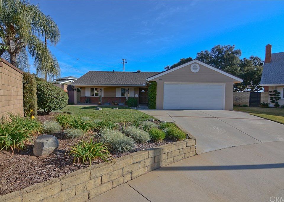 1st image of 1859 E Palm Dr
