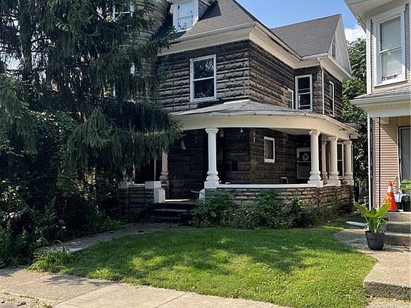 2nd image of 27 Livingston Ave
