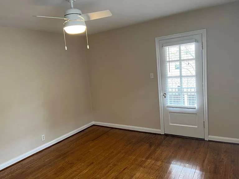 3640 Paxton Ave #3 — Photo 5