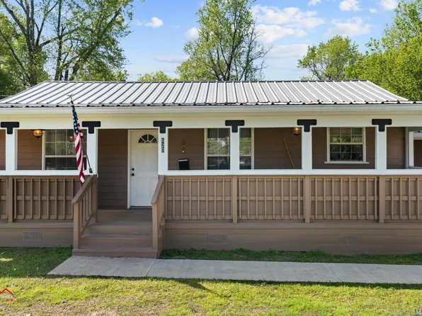 620 Leach St, Kilgore, TX 75662