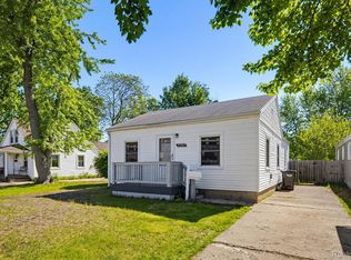 27320 Hampden St, Madison Heights, MI 48071