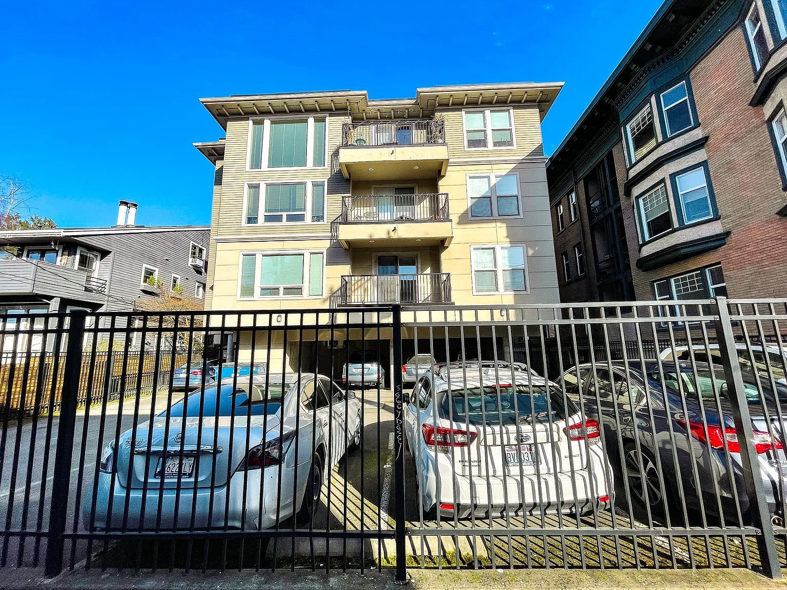 The 1811 Apartments — Photo 3