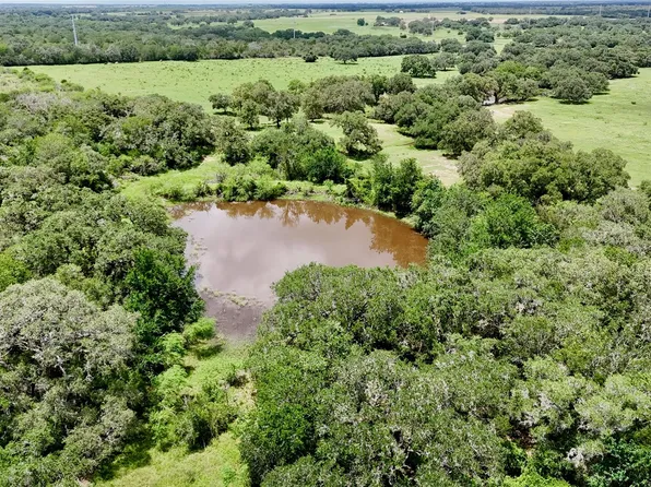 Fm 531, Yoakum, TX 77995