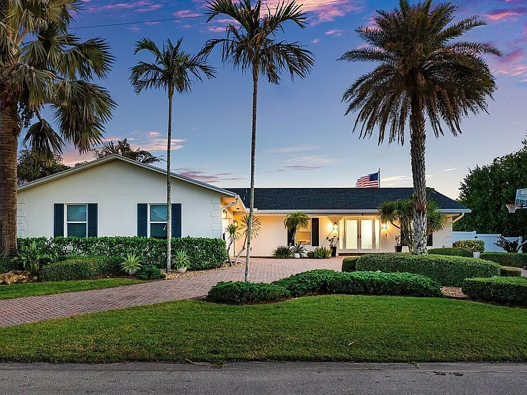 5 Inlet Cay Dr — Photo 2