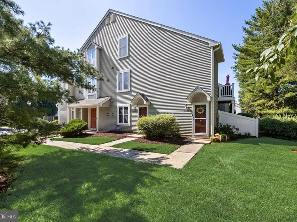 2605 Yarmouth Ln #A, Mount Laurel, NJ 08054