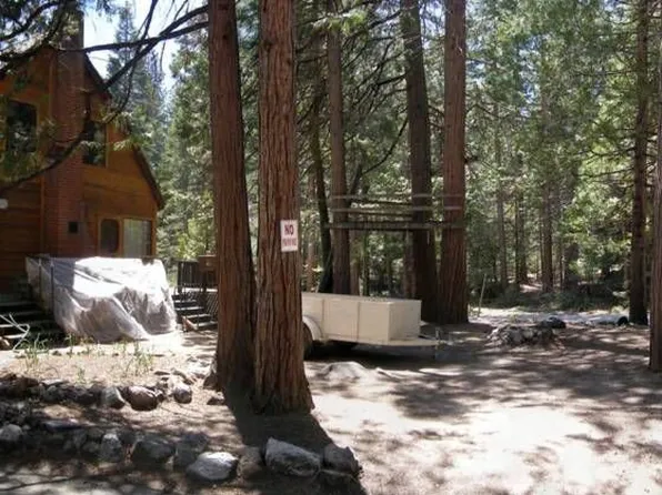 42032 Aspen Rd, Shaver Lake, CA 93664