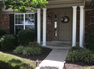 1205 Ridgeway Dr, Lake Saint Louis, MO 63367