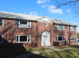 26 Hallock St #7, Amherst, MA 01002