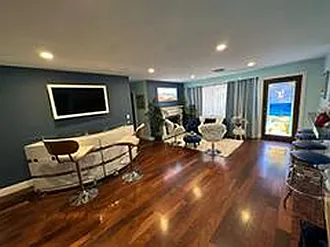 3 bed, 1932 sqft, $7,200 — Photo 3