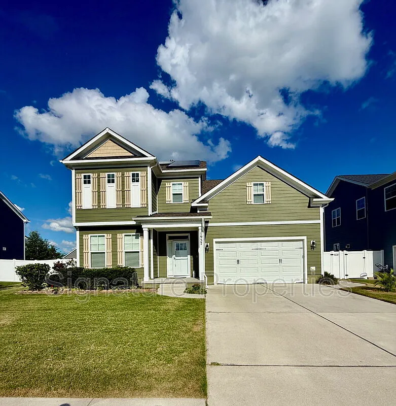 5 bed, 3.0 bath, 3087 sqft, $3,995 — Photo 1
