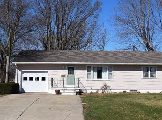 716 N 17th St, Centerville, IA 52544