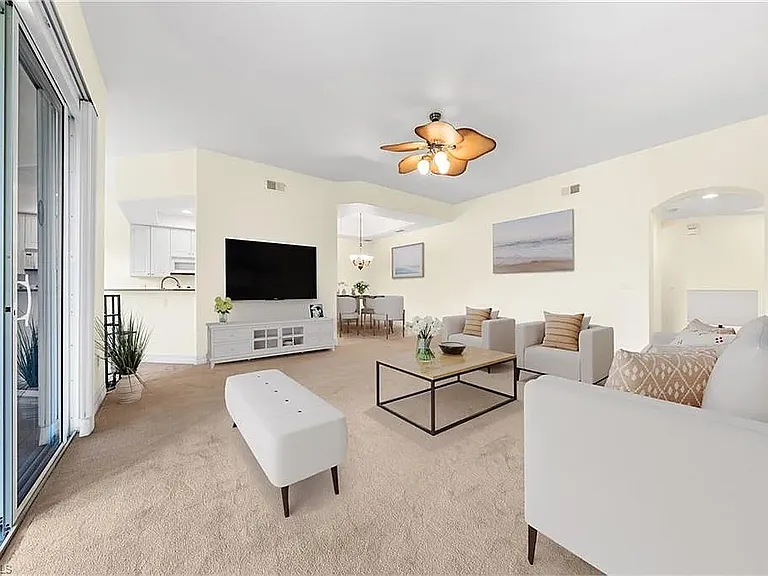 6031 Jonathans Bay Cir #401 — Photo 4