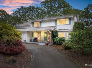 8410 Zircon Dr SW, Lakewood, WA