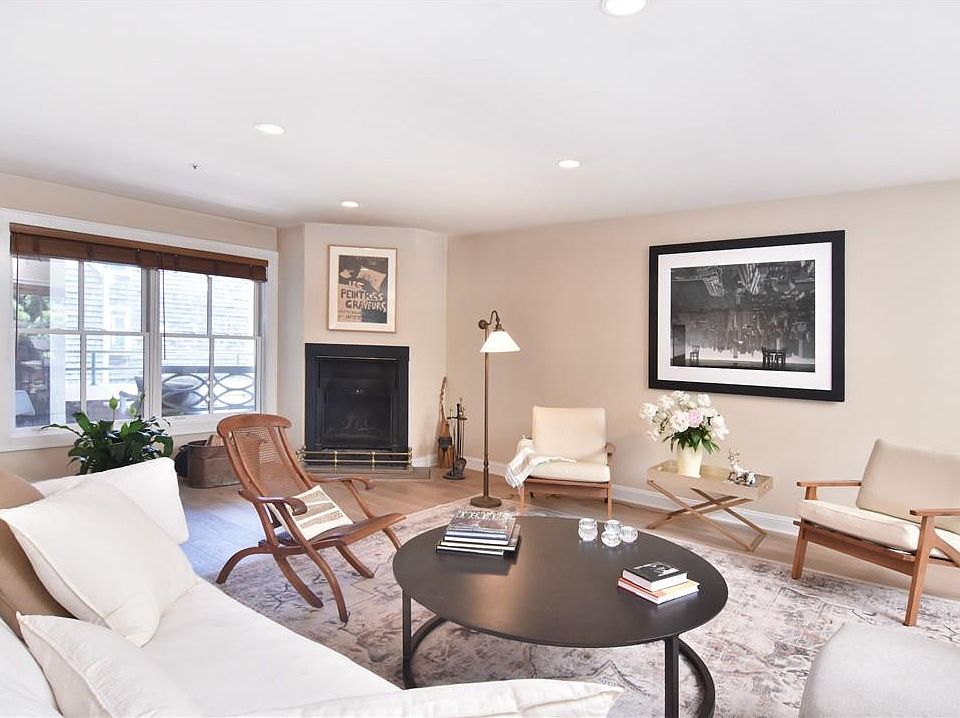 1st image of 27 N Buckhout Street #7