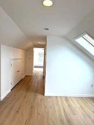 20-22 Rendall Pl #2 — Photo 3
