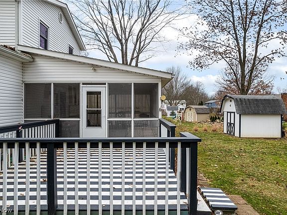 5th image of 559 McEntee Dr