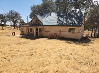 29244 Auberry Rd, Prather, CA 93651