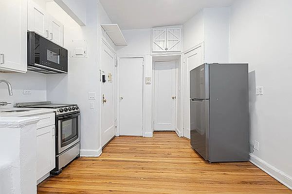 1st image of 188 E 93rd St #2E
