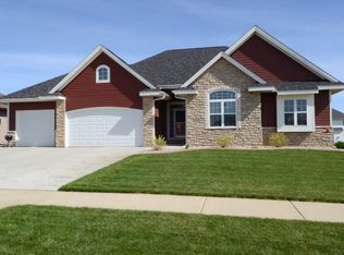 1509 Centennial Pkwy, Waunakee, WI 53597