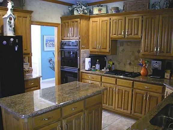 3rd image of 5504 Hunterwood Ln