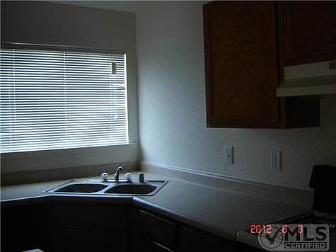 5th image of 313 Jim Hofher Pl