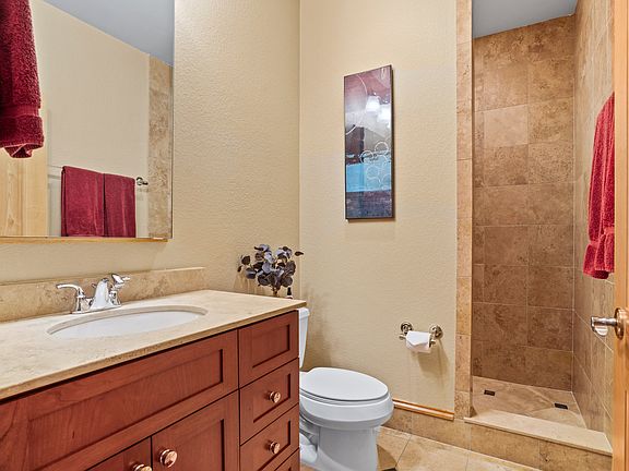 5th image of 1313 N Franklin Pl APT 406