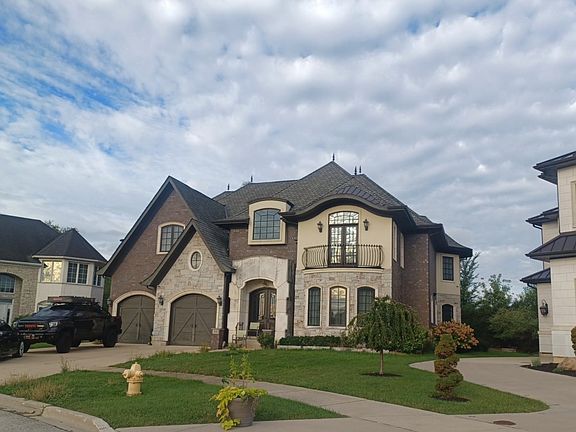 2nd image of 11 Bracken Ct