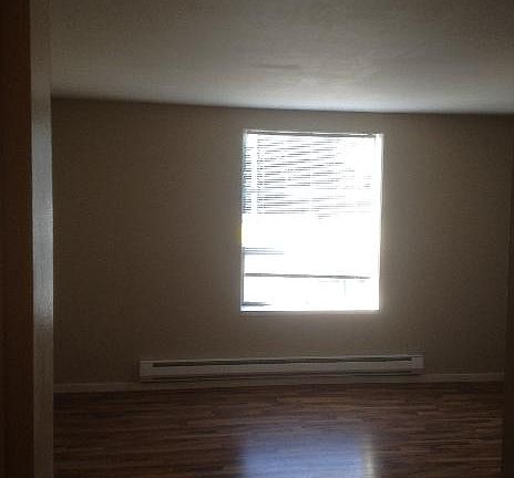 3rd image of 202 W North Bend Way #4
