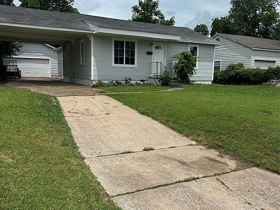 3rd image of 4933 W 2nd St
