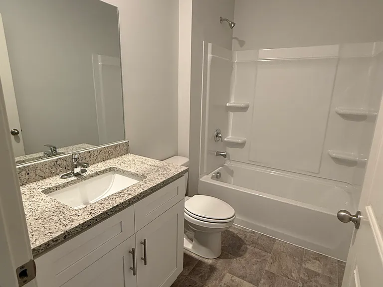 94 Gateway Dr — Photo 7