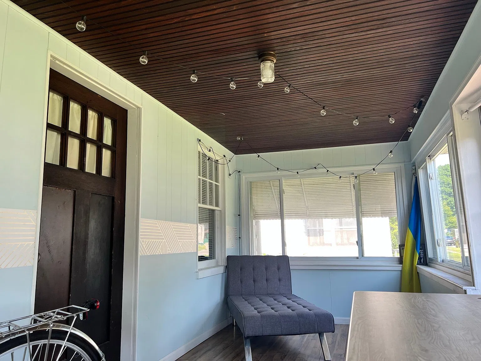 2 bed, 1020 sqft, $995 — Photo 2