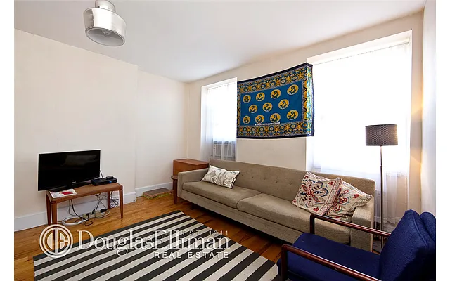 Rented by Douglas Elliman | media 18