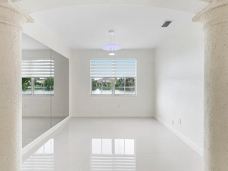 3923 SW 169th Ter — Photo 32