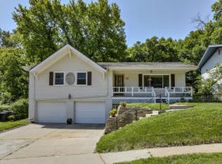 157 Zenith Dr, Council Bluffs, IA 51503