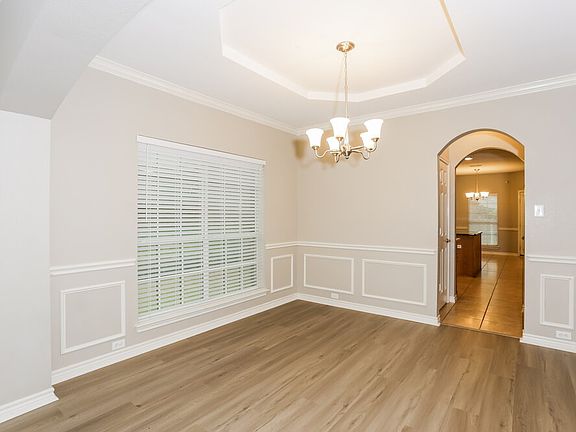 5th image of 102 Hartley Ln