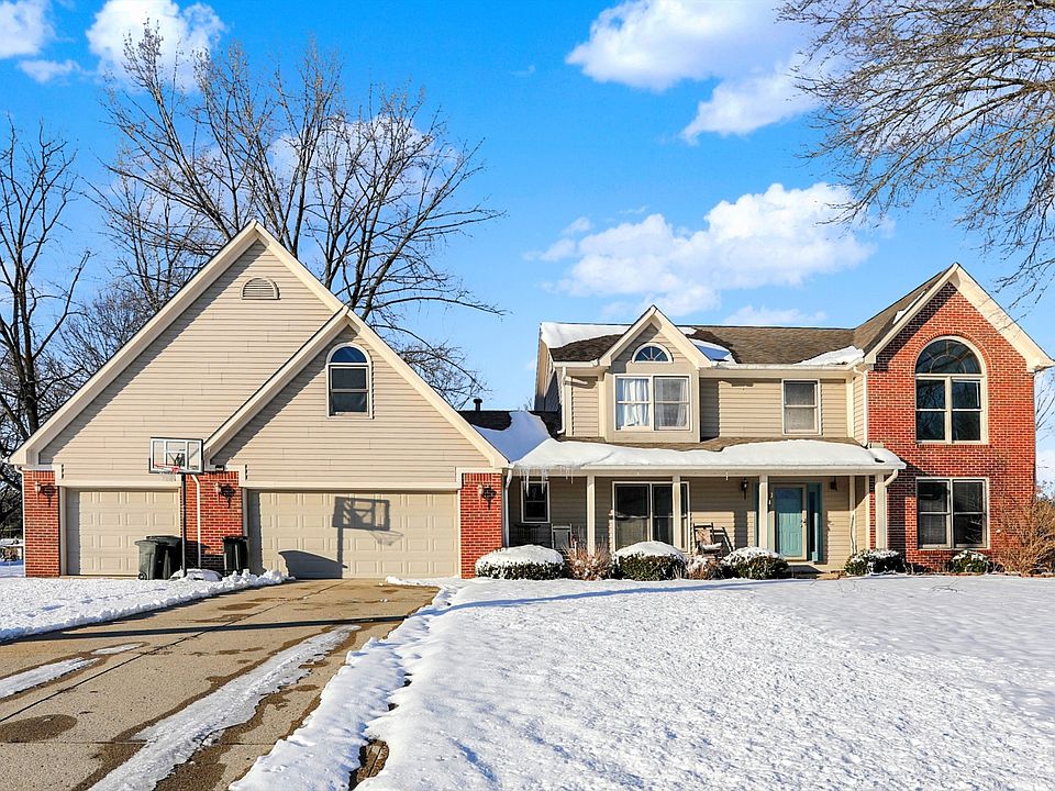1st image of 7136 Hidden Valley Dr
