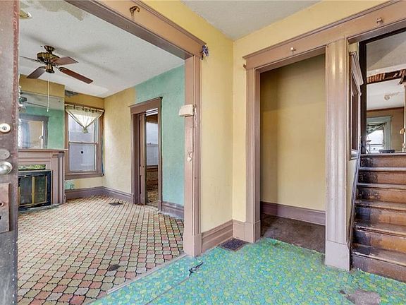 4th image of 2216 Montgall Ave