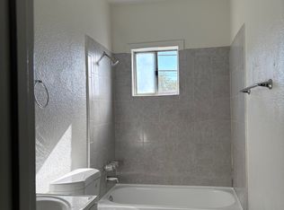 1930 Cherry Ave APT 8, Signal Hill, CA 90755