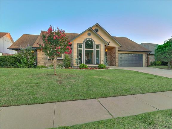 3rd image of 3130 SW 127th St