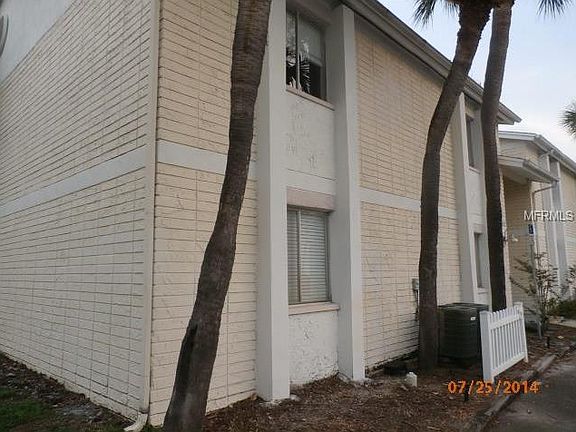 3rd image of 8051 Palmera Pointe Cir Unit 102