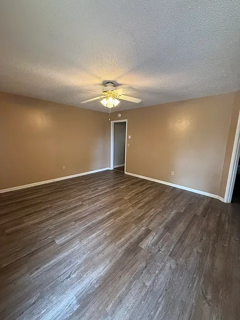 13 Kelly Dr #13