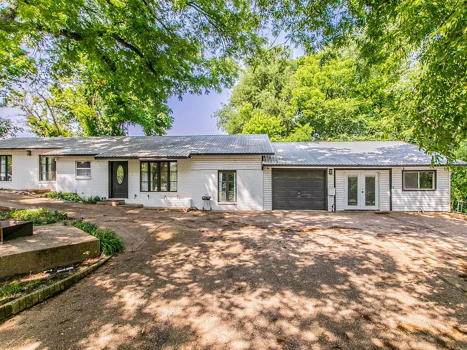 364 County Road 3670